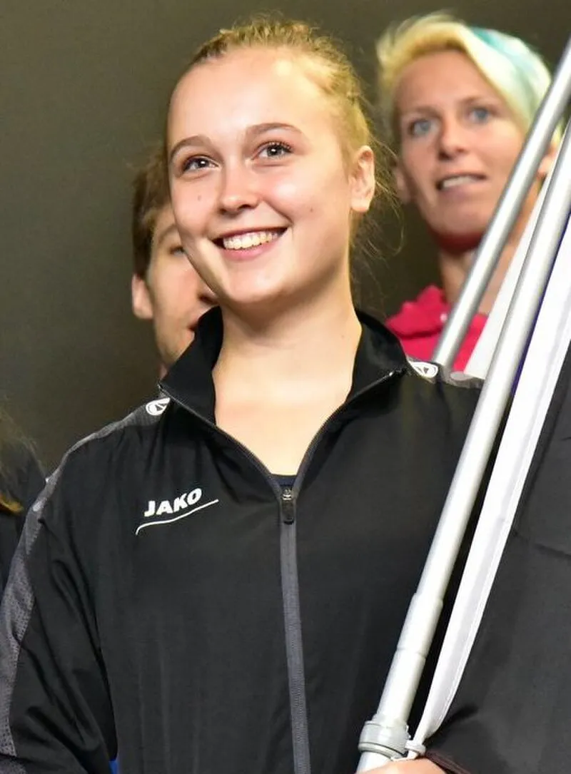 Tinne Gilis Net Worth 2026 - How Belgium's Trailblazing Squash Star Is Cashing In on Europe's Broadcast Boom